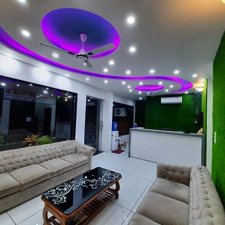 מלון הרידוואר Ak Residency מראה חיצוני תמונה