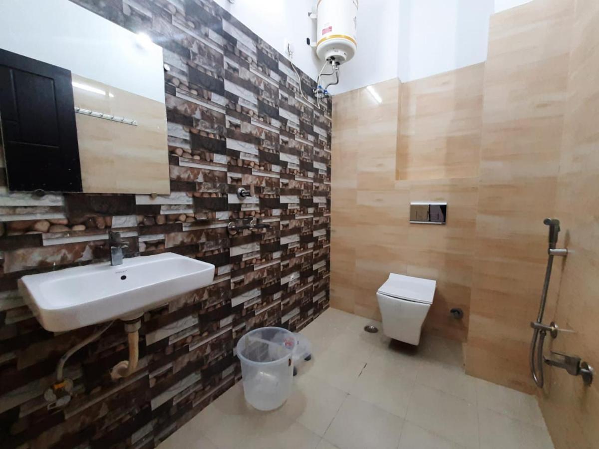 מלון הרידוואר Ak Residency מראה חיצוני תמונה