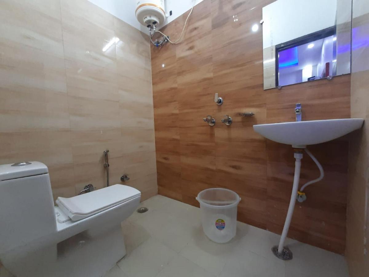 מלון הרידוואר Ak Residency מראה חיצוני תמונה