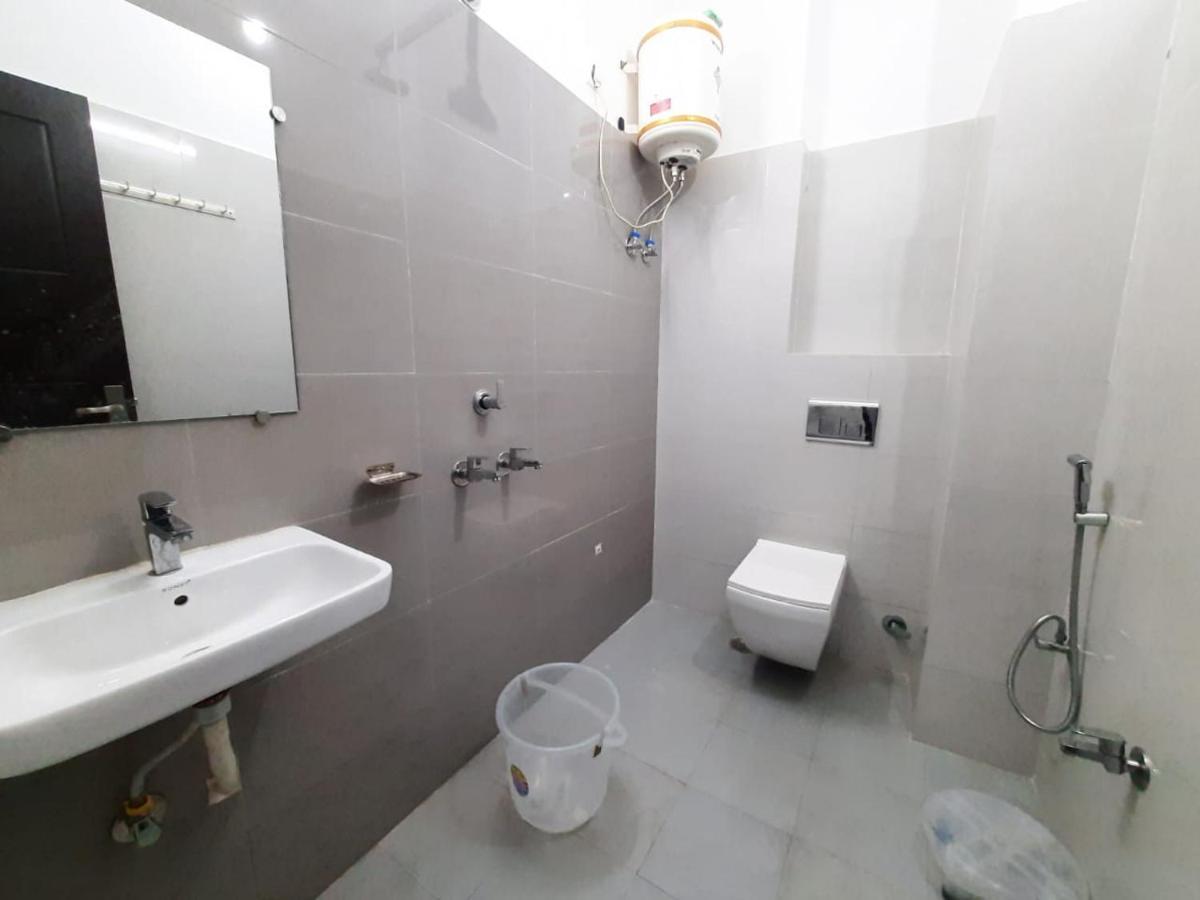 מלון הרידוואר Ak Residency מראה חיצוני תמונה